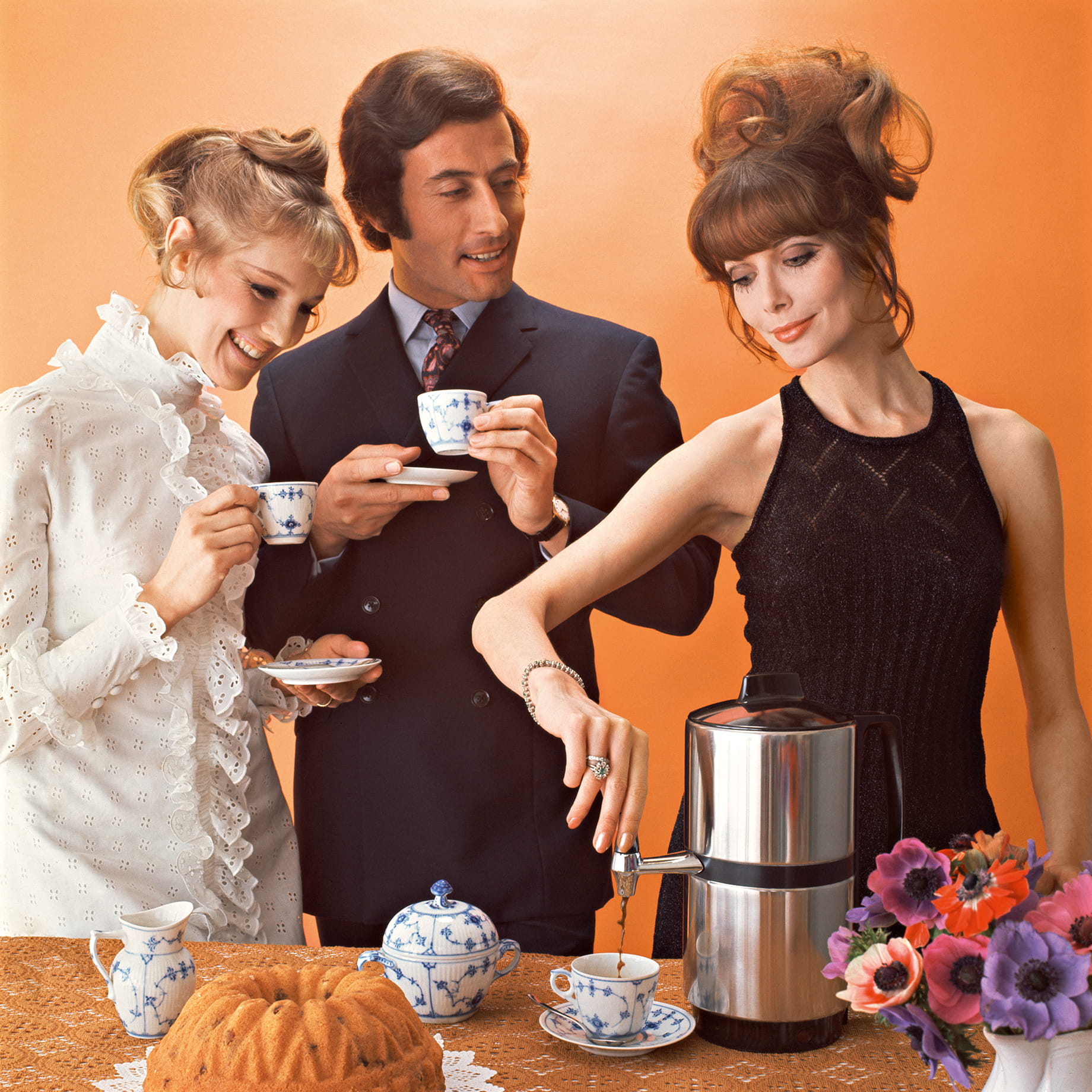 日foilショーケース ティナ・ブランフォード 日foilショーケース ティナ・ブランフォード 英語 ティナ・ブラン